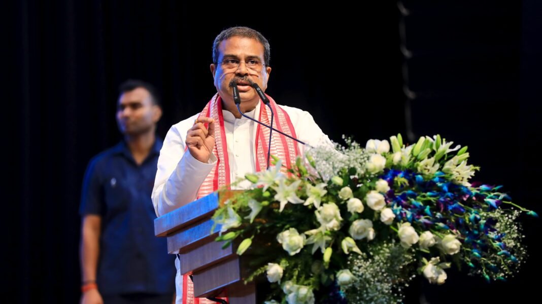 କେନ୍ଦ୍ର ଶିକ୍ଷାମନ୍ତ୍ରୀ ଧର୍ମେନ୍ଦ୍ର ପ୍ରଧାନଙ୍କ ଇସ୍ତଫା